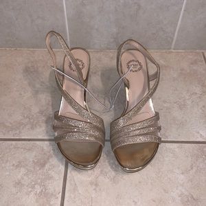New! Glitter Gold I. Miller Beautiful Shoes Size 8